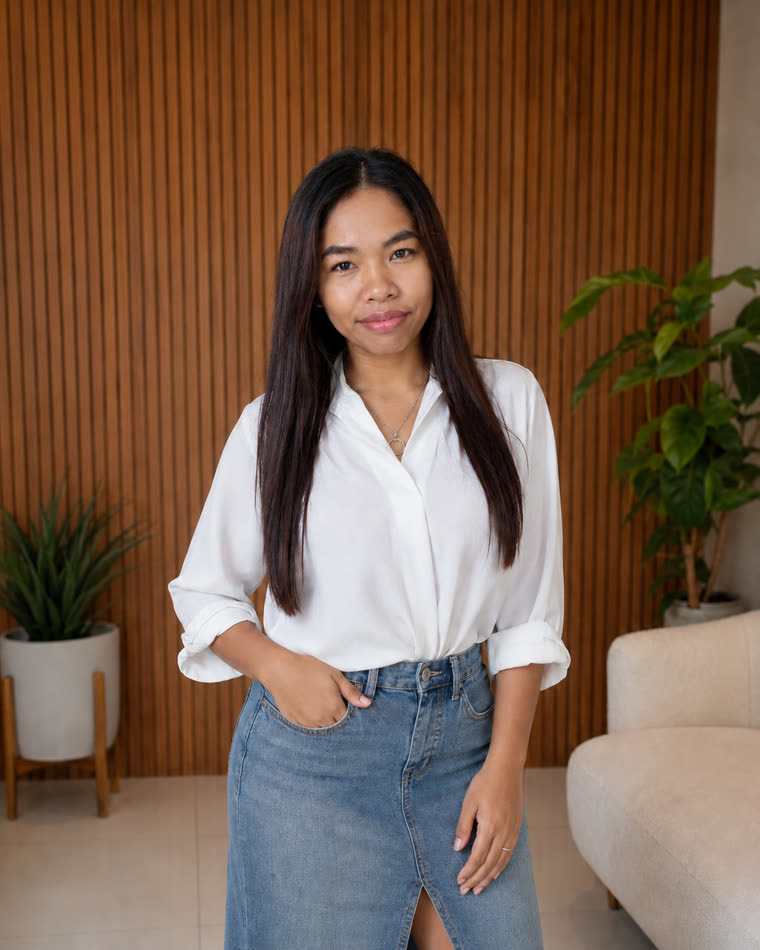 Jackylyn, founder and nail artist of JM Nails in Davao City